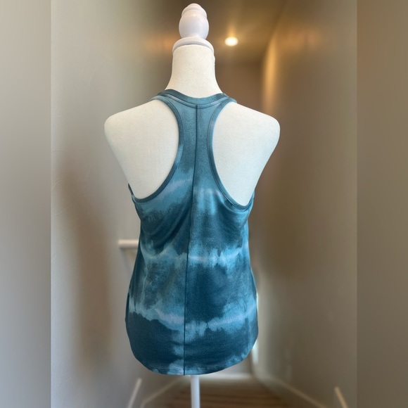 Nike Women's Summer Luxe Print Racerback Tank Top Green Size Small - Picture 3 of 8